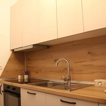 Pineta Hébergement de vacances *